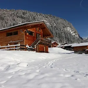  Chalet Chalet Lumineux Avec Sauna, Vue Splendide Et Calme A Morzine, Proche Centre Et Pistes. - Fr-1-627-24